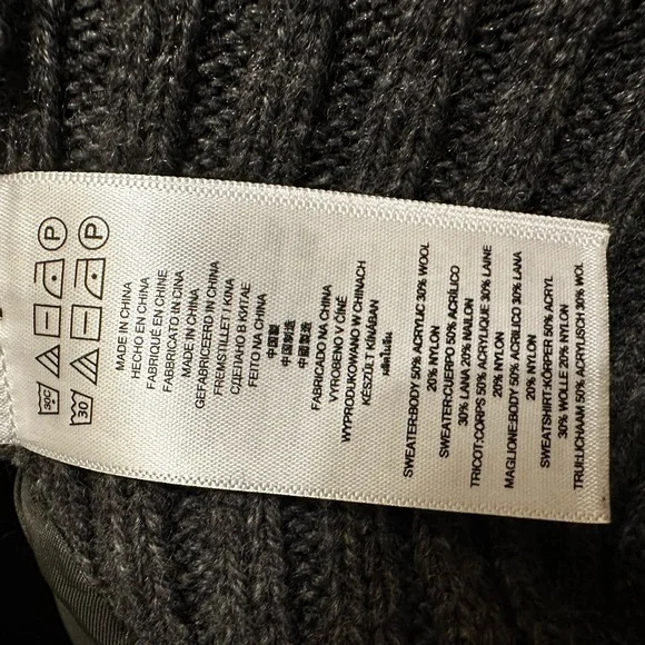 Michael Kors Sliver & Grey Faux Coyote Fur Vest - Picture 12 of 12